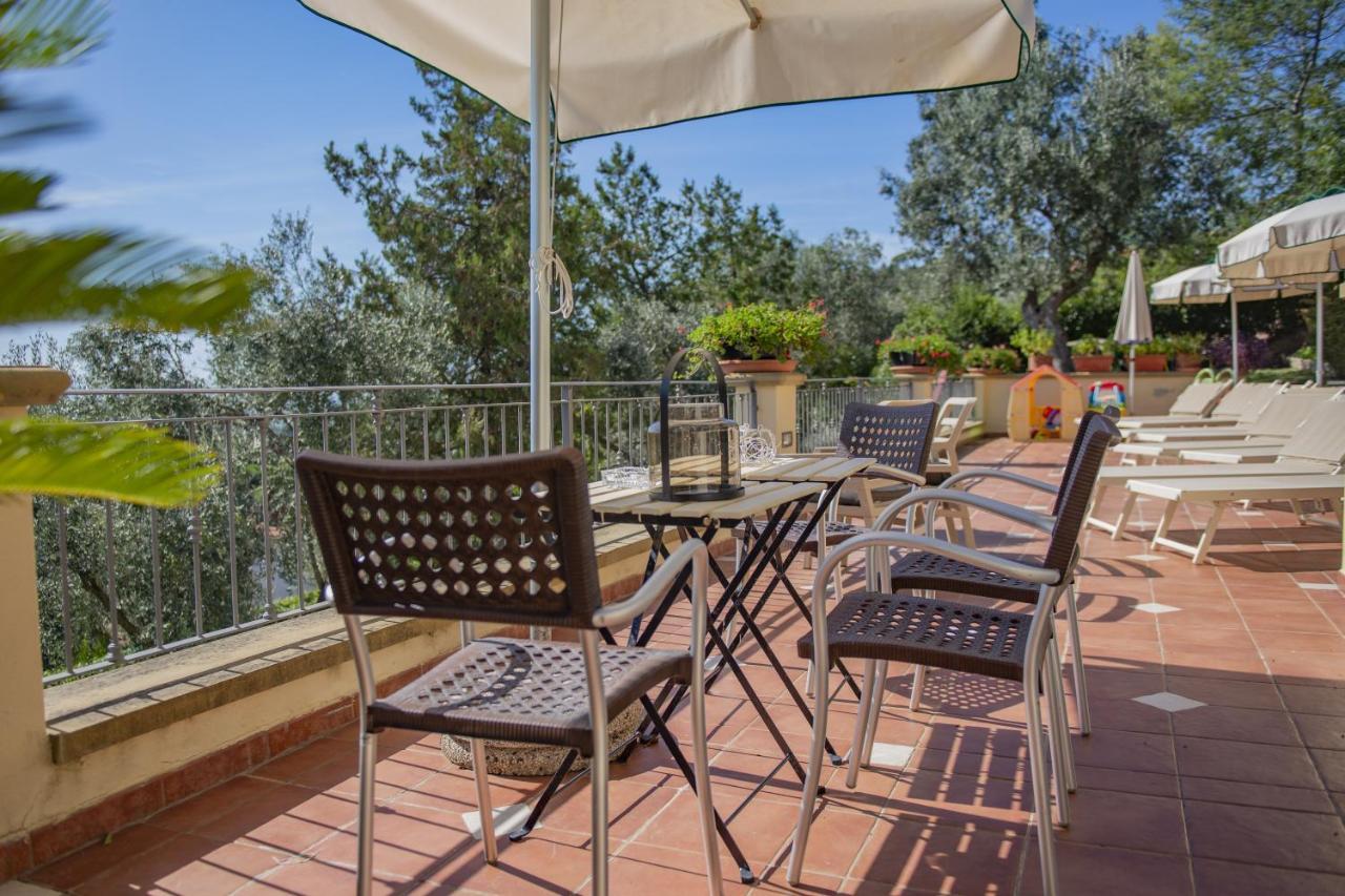 Villa Denise كامبيليا ماريتيما المظهر الخارجي الصورة