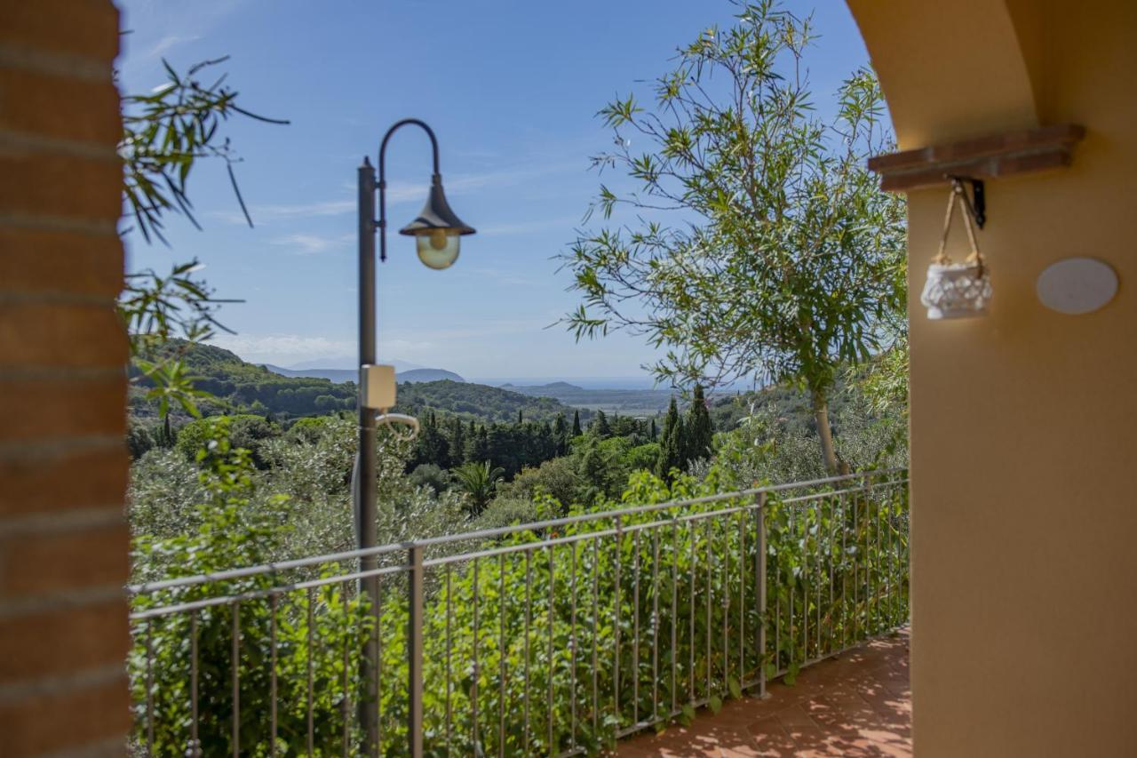 Villa Denise كامبيليا ماريتيما المظهر الخارجي الصورة