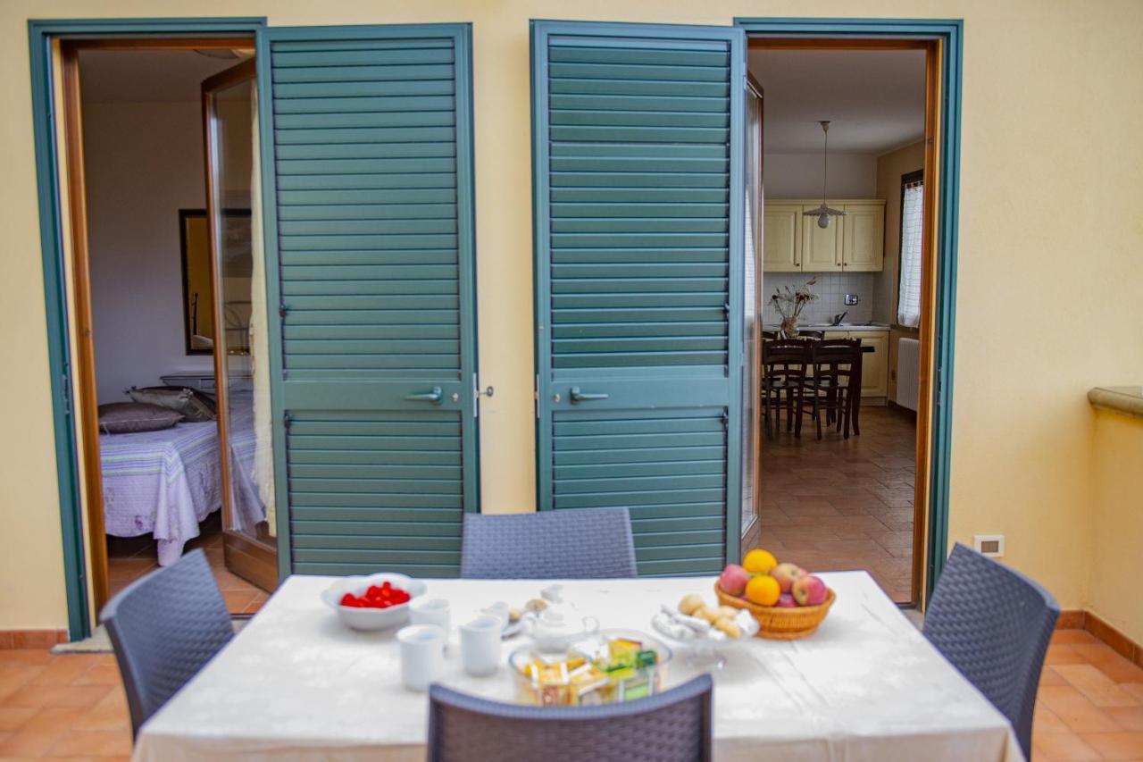 Villa Denise كامبيليا ماريتيما المظهر الخارجي الصورة